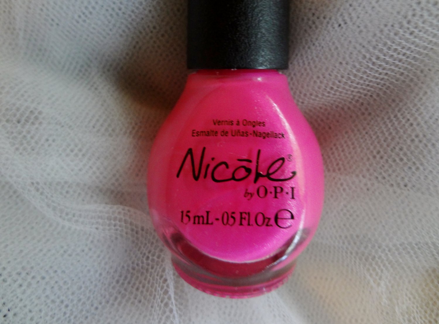 Nicole by OPI Kardashian Kolor "All Kendall-ed up"