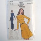Vogue Very Easy Pattern 8435 Size 10 Misses Dress Tunic and Pants Vogue Very Easy Pattern 8435 Size 10 Misses Dress Tunic and Pants
