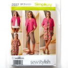 Misses Dress Top Capri Pants 6 - 14 Threads Sew Stylish Simplicity Sewing Pattern 2227 Misses Dress Top Capri Pants 6 - 14 Threads Sew Stylish Simplicity Sewing Pattern 2227