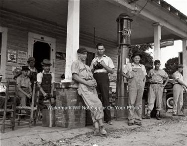 Old Country Store Gas Pump R C Cola Signs N C Mens Baseball Players 1939 Photo