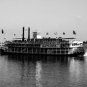 PADDLE WHEEL STEAMBOAT ON THE MISSISSIPPI NEW ORLEANS RIVER PHOTO