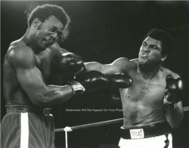 GEORGE FOREMAN MUHAMMAD ALI WORLD UNDISPUTED HEAVYWEIGHT BOXING CHAMPIONS PHOTO
