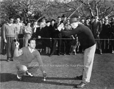 BOB HOPE BING CROSBY GOLFING PHOTO SINGER MOVIE STARS WHITE CHRISTMAS COMEDIAN