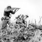 WORLD WAR TWO PHOTO UNITED STATES ARMY ELITE SOLDIERS MILITARY SUB MACHINE GUN