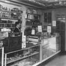 VINTAGE PEOPLES DRUG STORE PHOTO 1930 CIGARS CIGARETTE FILM CAMERA PRESCRIPTIONS