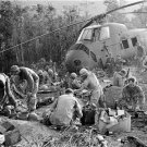 VIETNAM WAR JUNGLES SOLDIERS HELICOPTER UNITED STATES PHOTO ARMY MARINE VETERANS