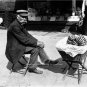 NEW YORK CITY VINTAGE1903 PHOTO PRETZEL STREET VENDOR THE BIG APPLE PRE WWII ERA