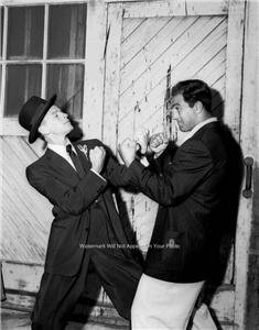FRANK SINATRA ROCKY MARCIANO SINGER BOXER MOVIE STAR HEAVYWEIGHT CHAMPION PHOTO