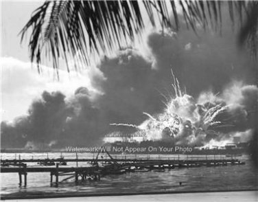 JAPANESE ATTACK PEARL HARBOR NAVAL BASE DESTROYER USS SHAW PHOTO WORLD WAR TWO