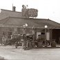 VINTAGE GAS STATION PHOTO 1925 SERVICE STATION AUTOMOBILE KEROSENE MOTOR OIL AIR