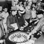 LAS VEGAS ROULETTE WHEEL GAMBLING PHOTO 1935 CASINOS DICE TEXAS HOLD EM SLOTS