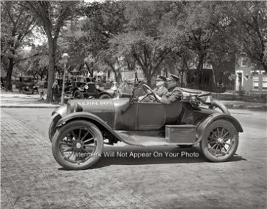 Washington Fire Engine Department Dodge Automobile Car FireFighters Chief Photo