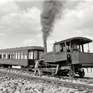 EARLY AMERICANA PIKES PEAK COLORADO TRAIN STEAMENGINE RAILROAD CARS PHOTO 1900
