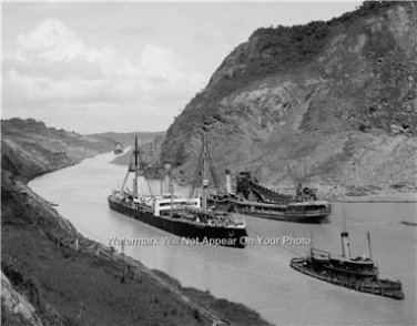 The Panama Canal Gaillard Cut U.S. American Navy Ship SS Kentuckian 1915 Photo