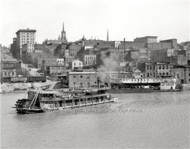 THE MISSISSIPPI RIVER FRONT WITH PADDLE WHEEL STEAMBOATS 1904 PHOTO VINTAGE LOOK