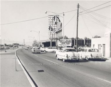 Old Las Vegas Strip 1954 Mob Run Roulette Wheels Gambling Casinos Slots Photo