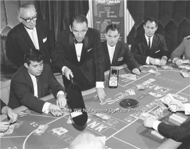 Frank Sinatra Las Vegas Baccarat Sands Casino Singer Movie Star Rat Pack Photo