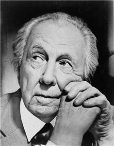 FRANK LLOYD WRIGHT AMERICAN ARCHITECT INTERIOR DESIGNER WRITER EDUCATOR PHOTO