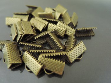 Finding - 20 pcs Antique Brass Flat Clamp Fold Over End Cap Crimps with Loop ( 13mm or 0.5 inch )