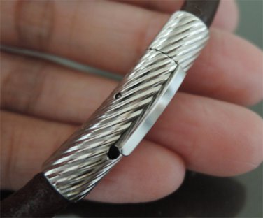 Finding - 1 Set of Silver Round Stainless Steel Buckle Clasp 30mm x 7mm ( Inside 5mm Diameter )