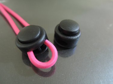 Finding - 2 pcs Black Plastic End Lock Cord Stopper