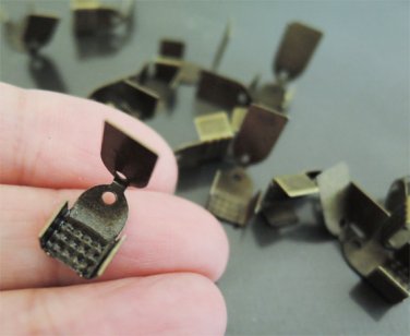 Finding - 20 pcs Antique Brass Plated Flat Clamp Fold Over End Cap Crimps ( Inside 6mm )