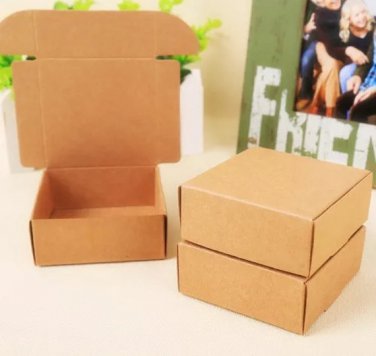2pcs Kraft Paper Boxes Gift Boxes 70mm x 70mm x 22mm