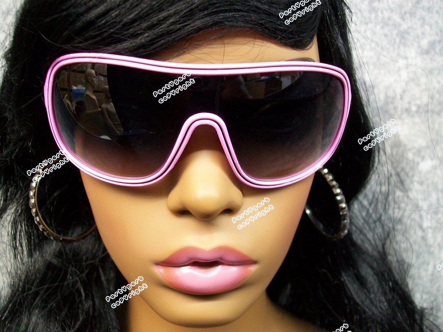 Guidette Costume Kit Wig Glasses Earrings Supermodel Jersey Girl Retro