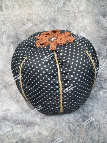 Cute Polka Dot Decorative Pumpkin Halloween Decor Small Plush Decoration NEW