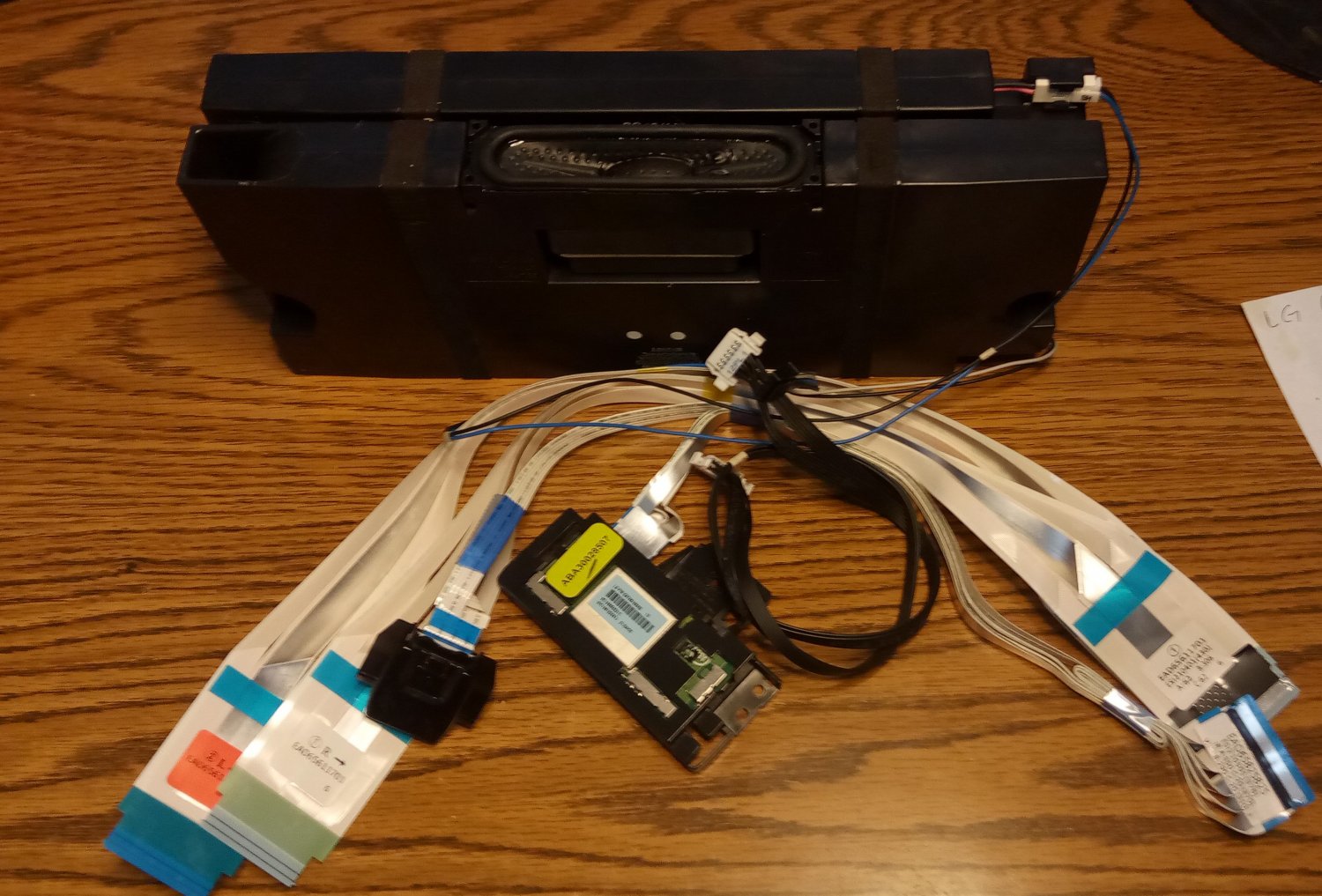 65UP8000PUA > LG LCD TV Wires, Speakers, WIFI & Off, On Switch