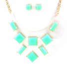 ACRYLIC BIB NECKLACE AND EARRING SET MINT