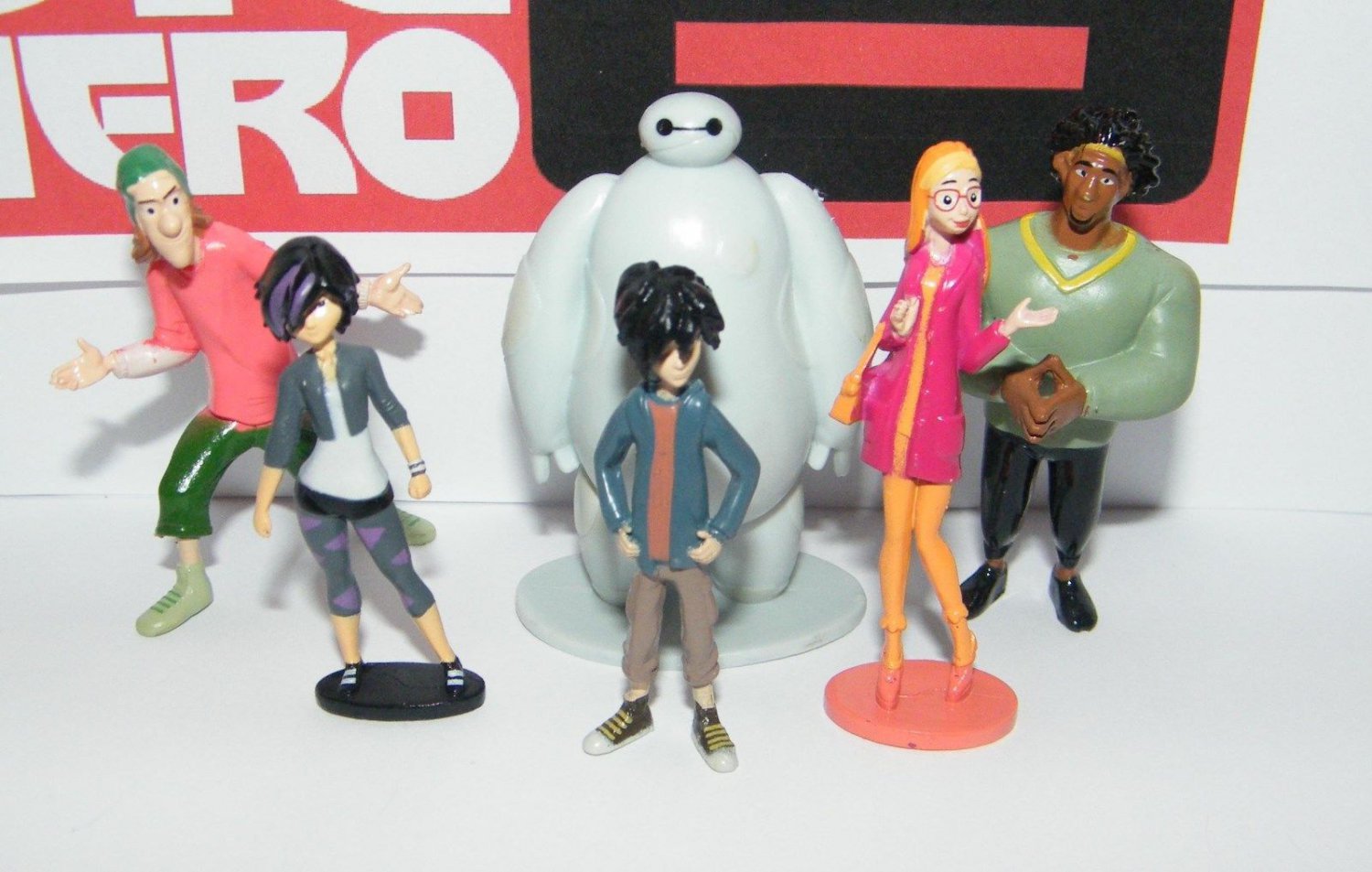 Disney Big Hero 6 Figure Set of 12 Toy Playset with Hiro, Baymax, Fred ...