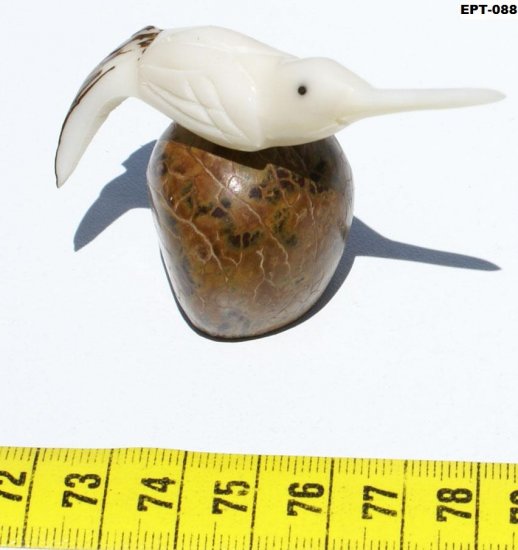 Hand Carving Collection Bird Tagua Nut Figurine Colibri
