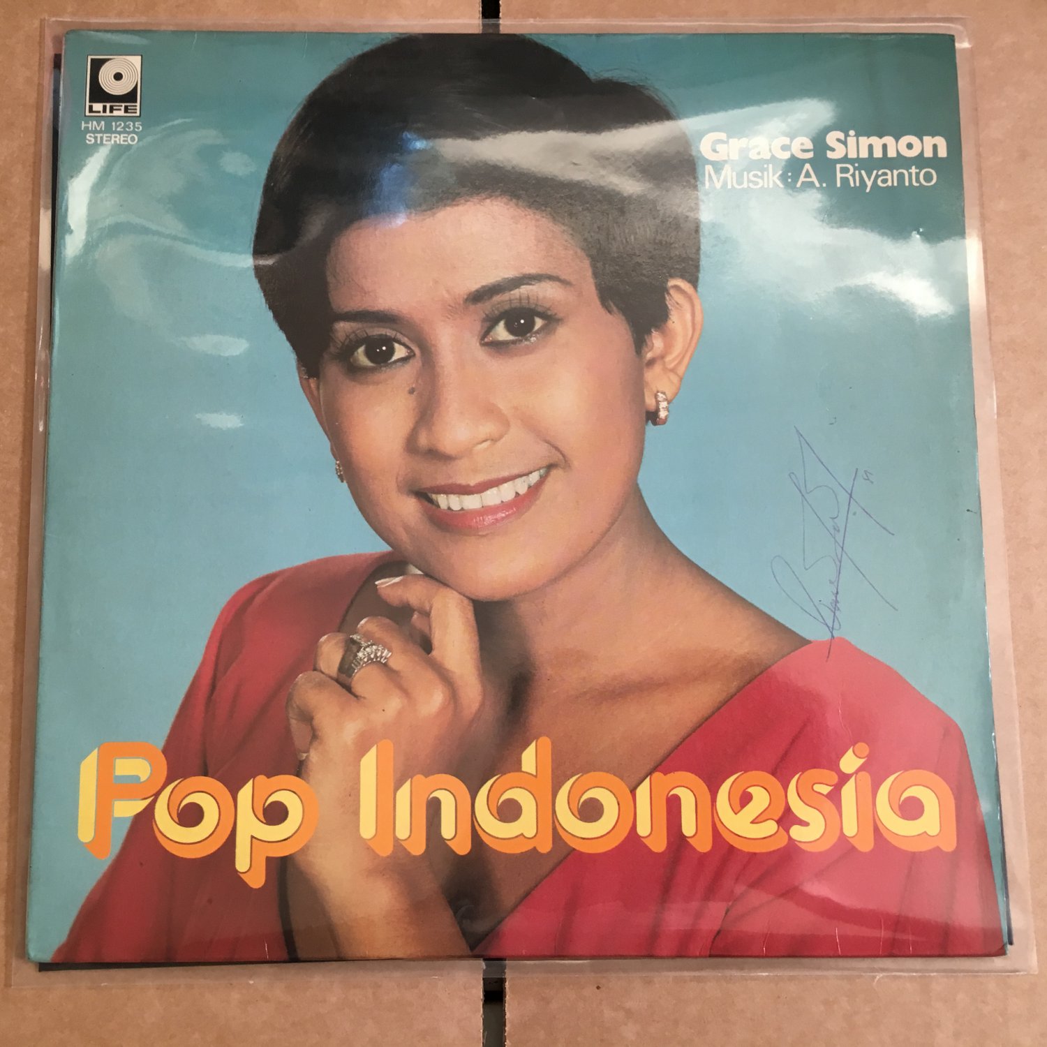 GRACE SIMON LP pop Indonesia INDONESIA SOUL JAZZ mp3 LISTEN