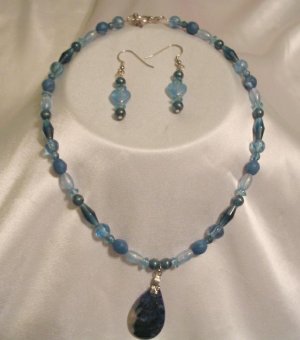 BLUE NECKLACE & EARRINGS