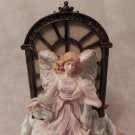 LOVELY PORCELAIN ANGELS BABY ANGEL SCENE MUSIC BOX - FG