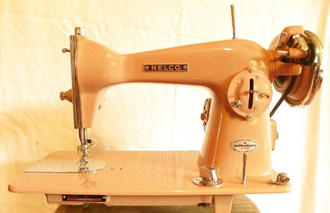 Restored Vintage Nelco A-1 Sewing Machine - made in Japan