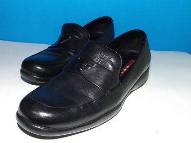 NEW Authentic PRADA CLASSIC LOGO BLACK LOAFERS (Size 39)