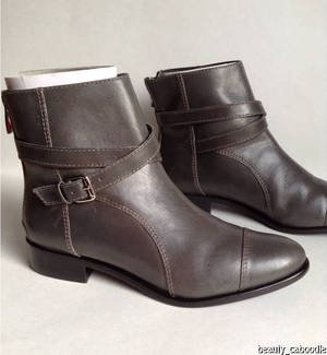 NEW Authentic POUR LA VICTORIE Londen Flat Ankle Boots - Charcoal (Size 6)