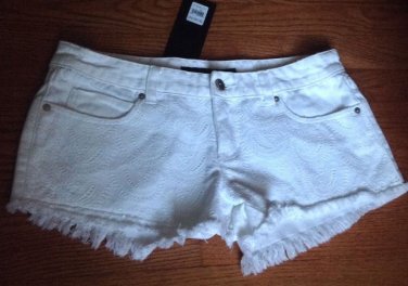 NEW Billabong White Eyelet Front Detail Raw Hem Jean Shorts (Size 28) Retail $56