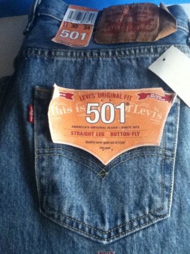 NEW Levis Men's Straight Leg 501 Button Fly Med Wash Jeans - Waist 34 Length 34