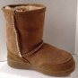 NEW MINNETONKA Children's Golden Tan Suede Sheepskin Moccasin Pug Boots