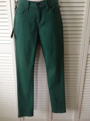NWT JAMES JEANS RANDI PENCIL LEG IN EMERALD GREEN (Size 25)MSRP $169,00