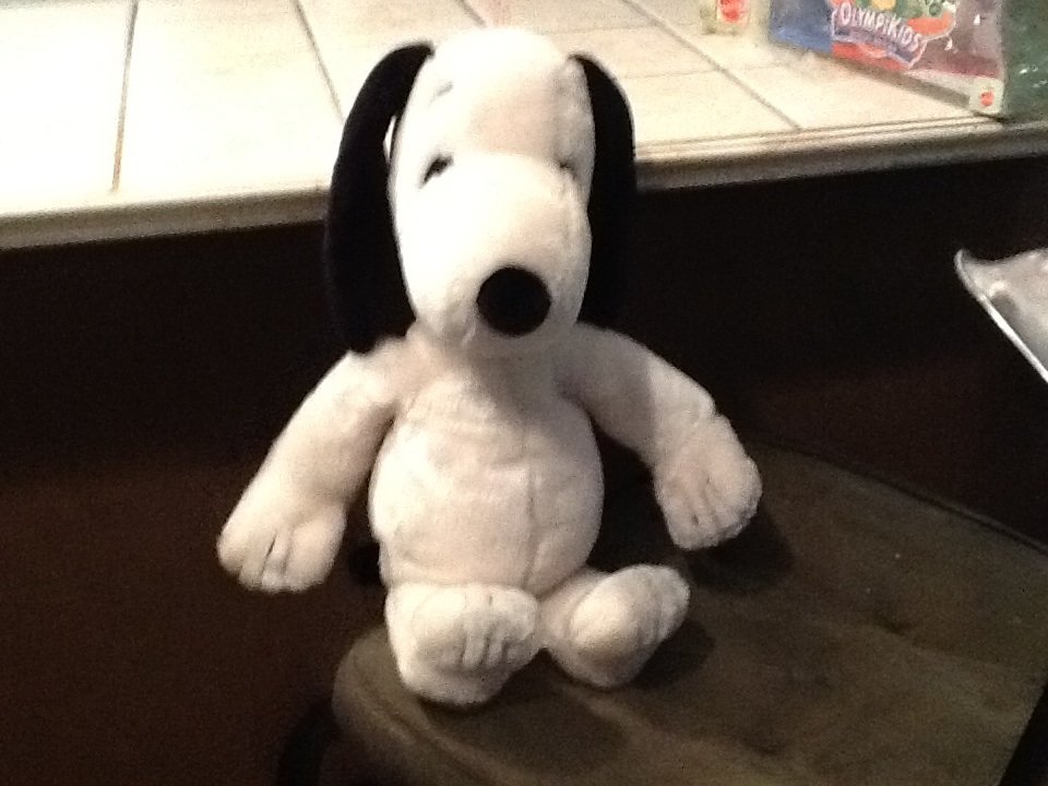 jumbo plush snoopy