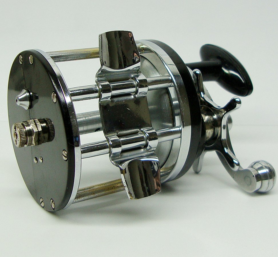 Vintage Pflueger Temco No. 2075 Fishing Reel Made In USA