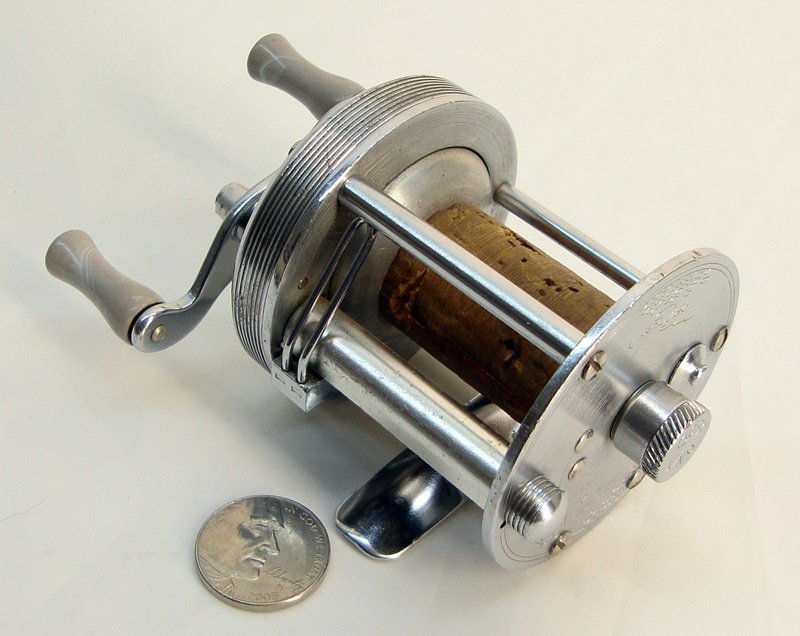 JC Higgins Level Line Fishing Reel NO. 5373101