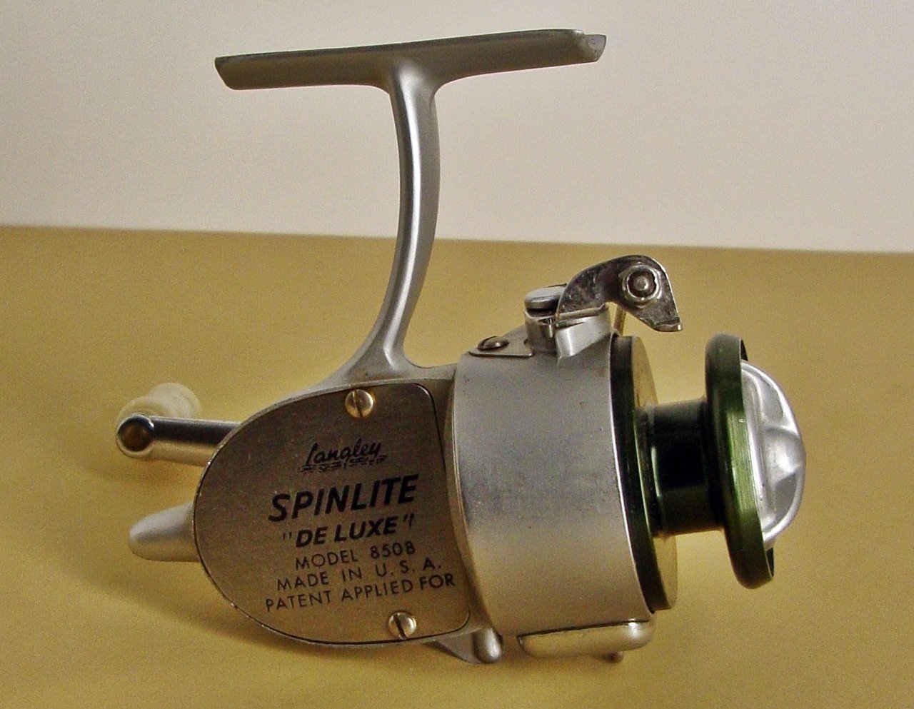 Langley Spinlite Deluxe Fishing Reel Model 850B