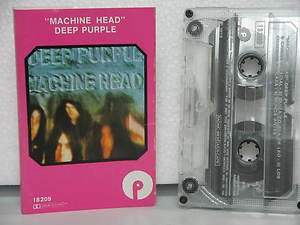 Purple machine. Deep Purple вкладыши в кассеты. Deep Purple Machine head аудиокассета. Machine head Deep Purple кассета. Аудиокассеты Media XM-1 подделка и оригинал.