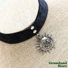 Black Velvet Ribbon Choker with Metal Pendant. (CK-H1)