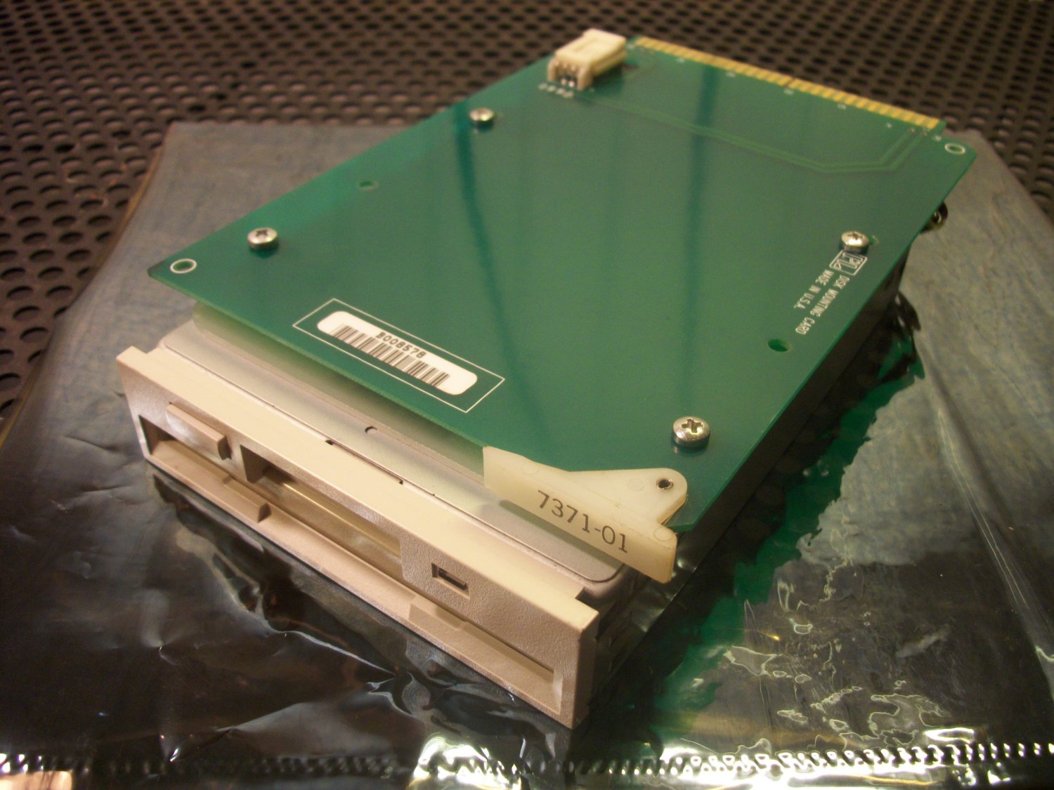 ProLog 737101 Floppy Disk Mounting Card PWB116709003 *USED*